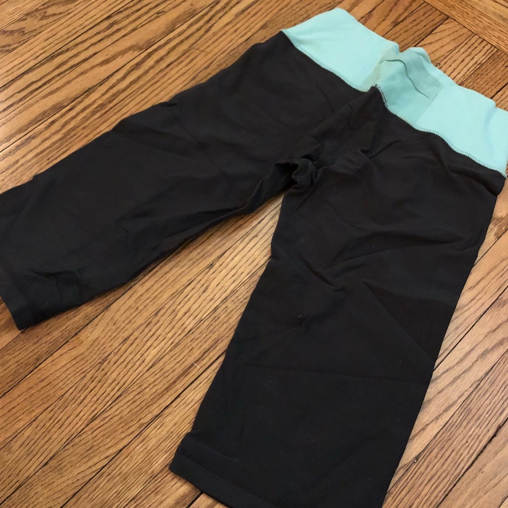 Lululemon Capris - Picture 3 of 5
